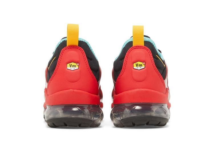 Кроссовки Nike Air VaporMax Plus 'Stained Glass'