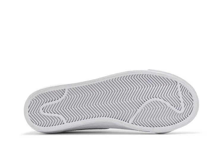Кроссовки Nike Wmns Blazer Low '77 'White Ghost'