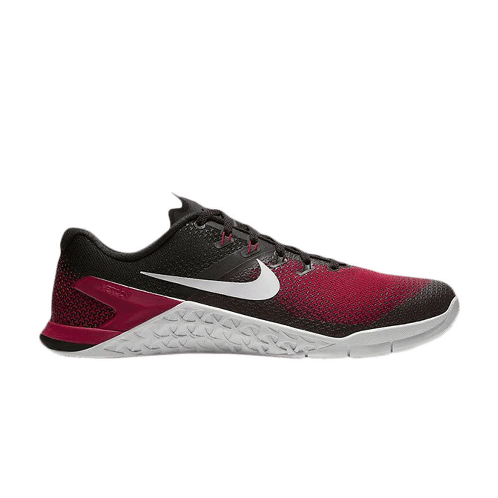 Krossovki-Nike-Metcon-4-Black-Habanero-Red