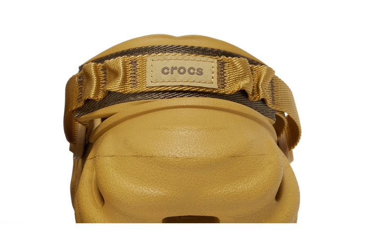 Кроссовки Crocs Echo Clog 'Desert Grass'