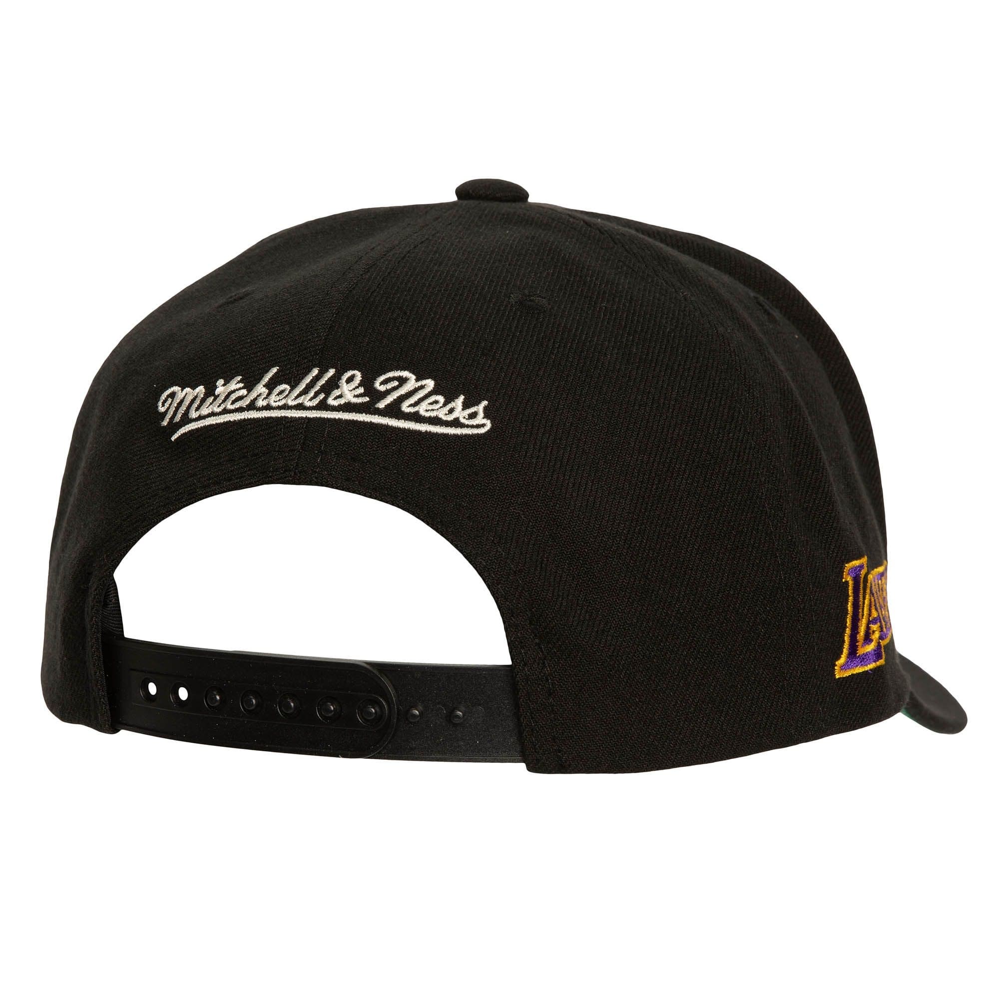 Бейсболка Mitchell & Ness Circle Change Pro Snapback Los Angeles Lakers Hat