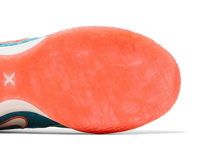 Krossovki-Nike-Zoom-LeBron-NXXT-Gen-AMPD-Miami-4