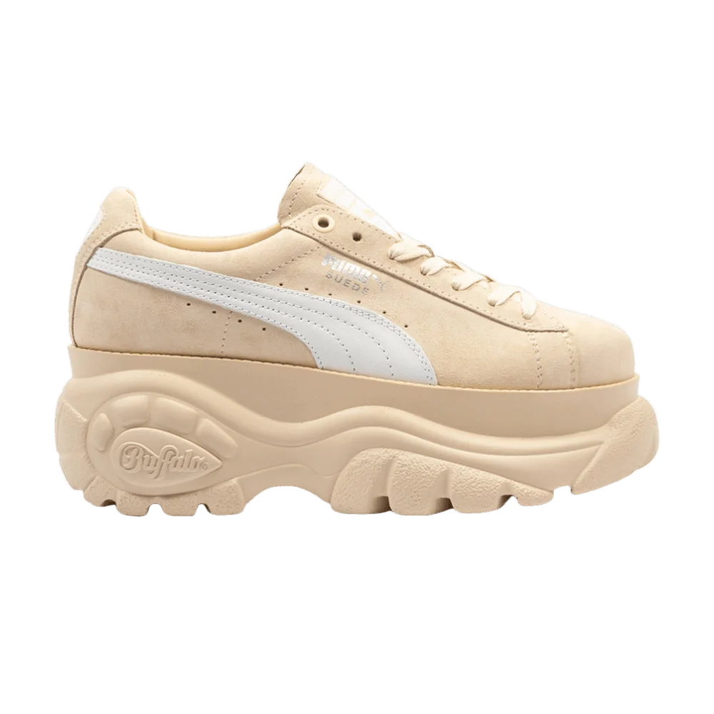 Krossovki-Puma-Buffalo-x-Wmns-Suede-Classic-Beige-White
