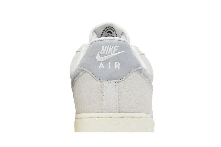 Krossovki-Nike-Air-Force-1-07-LV8-Certified-Fresh-Photon-Dust-6