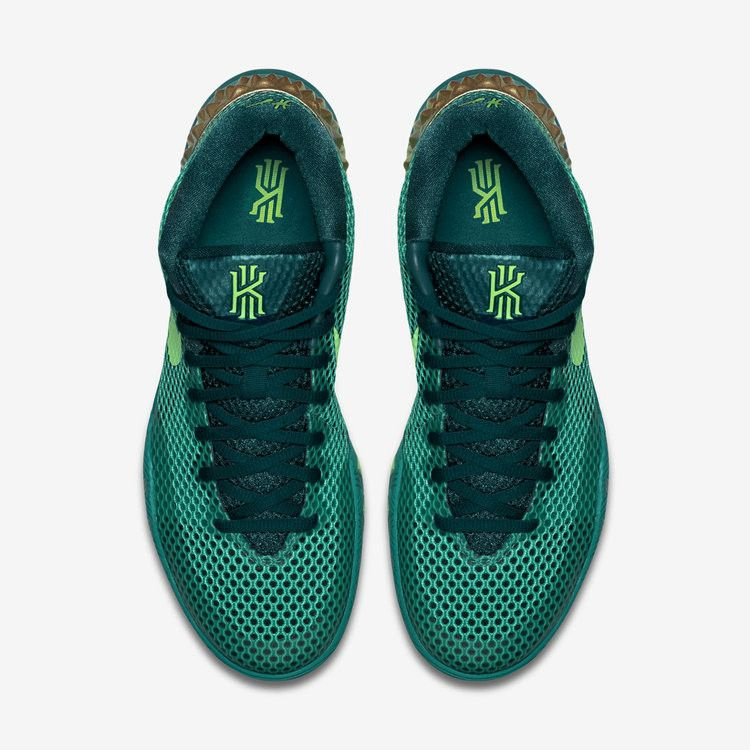 kyrie-1-australia-705277-333_01