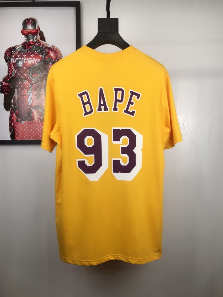 Футболка BAPE x Mitchell & Ness Lakers Tee Yellow
