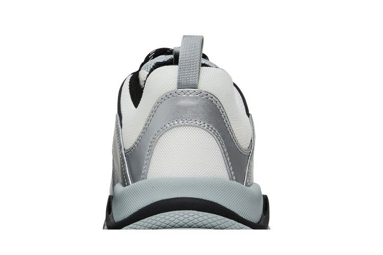 Кроссовки Balenciaga Triple S Sneaker 'Grey Silver'
