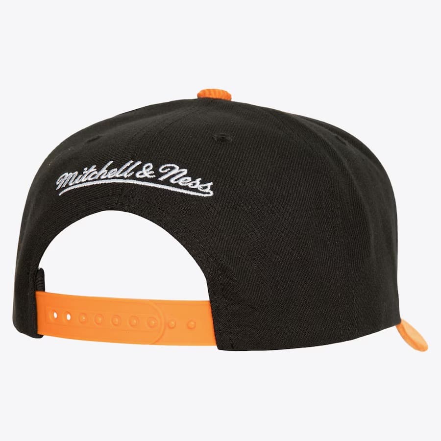 Бейсболка Mitchell & Ness Black Philadelphia Flyers Cord Pro Snapback Hat