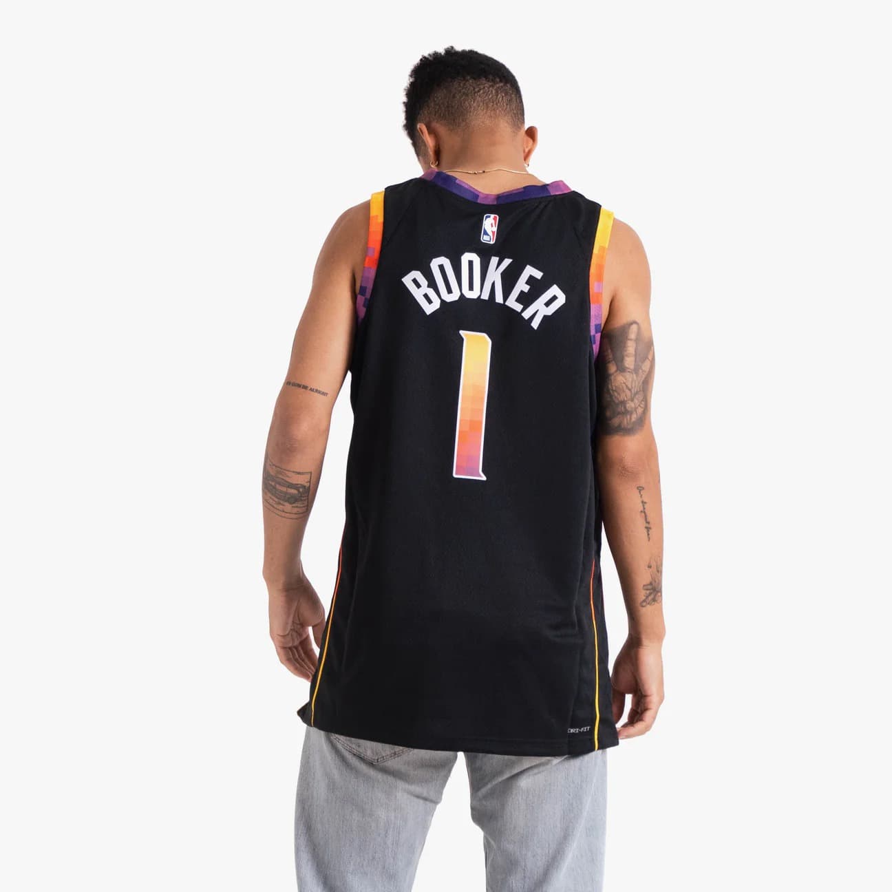 Баскетбольная джерси 2023-24 Phoenix Suns #1 Devin Booker Swingman Statement Black Jersey