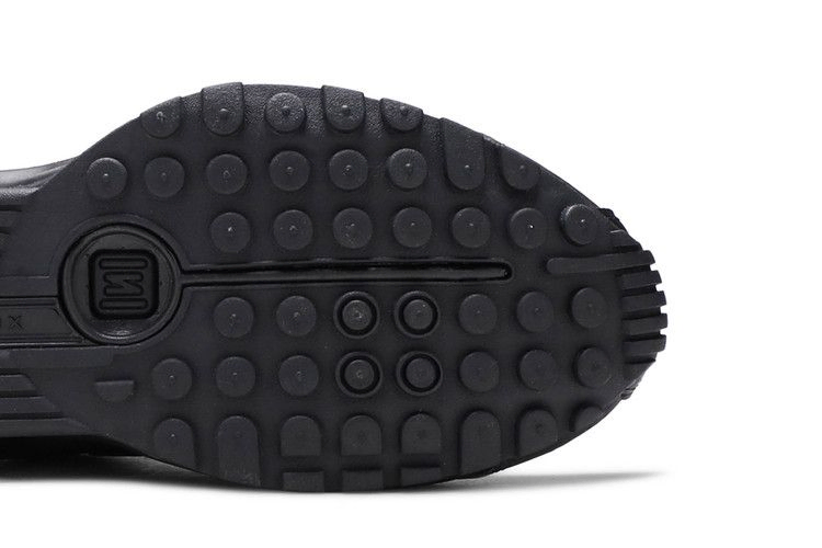 Кроссовки Nike Shox R4 GS 'Triple Black Embroidered Swoosh'