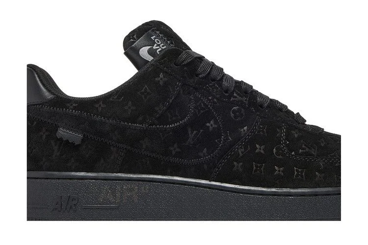 Кроссовки Louis Vuitton x Nike Air Force 1 Low 'Triple Black'