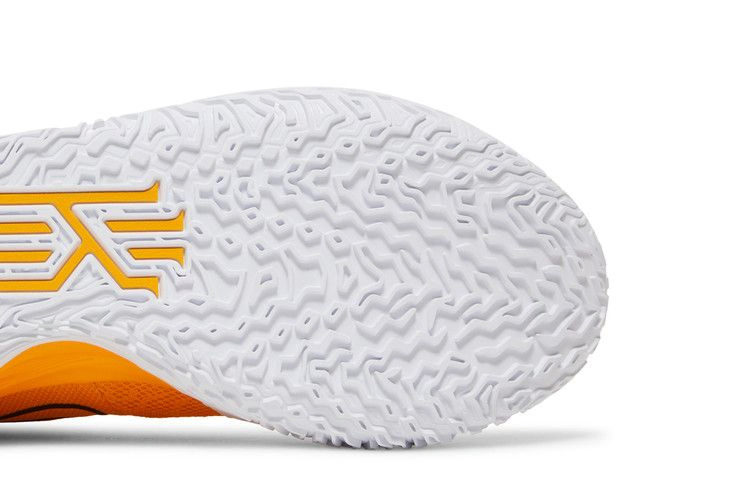 Кроссовки Nike Kyrie 7 TB 'University Gold'