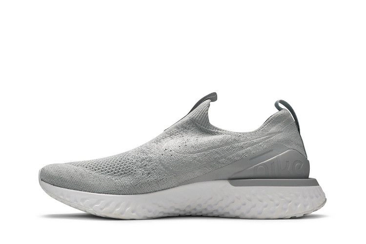 Кроссовки Nike Epic Phantom React Flyknit 'Wolf Grey'