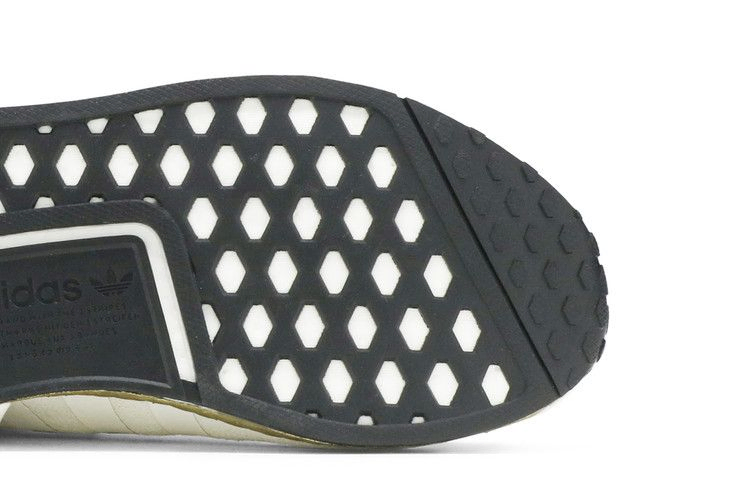 wmns-nmd_r1-v2-gold-boost-fw5450_04