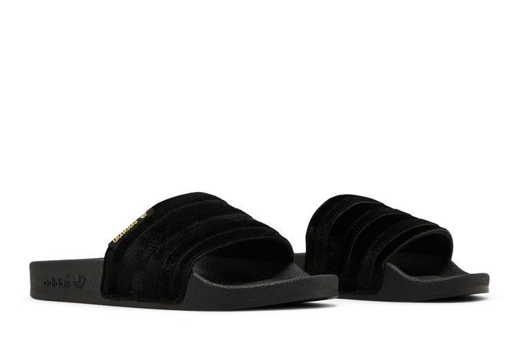 wmns-adilette-slide-black-gold-metallic-gz6146_07