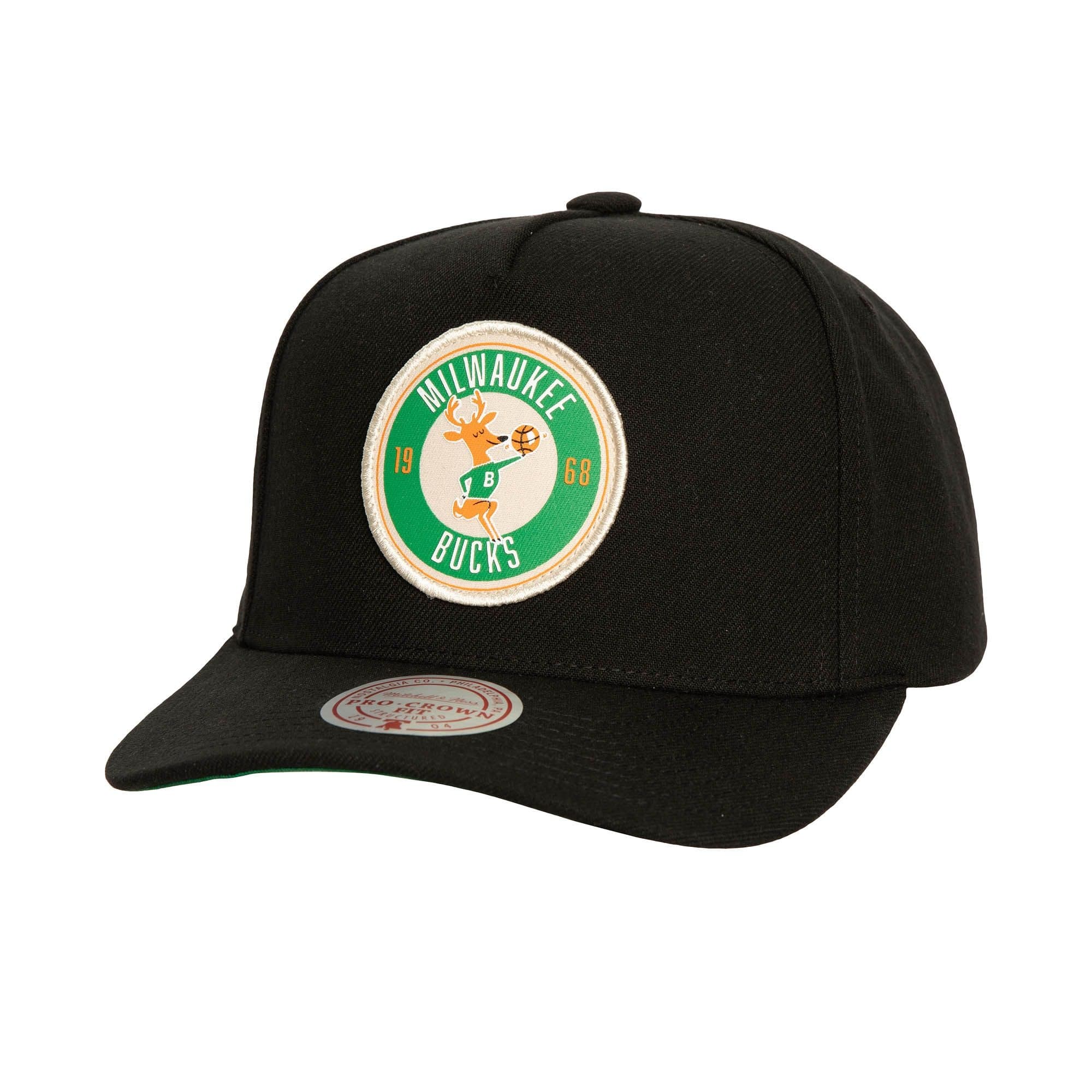 Бейсболка Mitchell & Ness Circle Change Pro Snapback HWC Milwaukee Bucks Hat