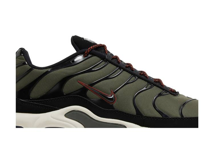 Кроссовки Nike Air Max Plus 'Black Cargo Khaki'