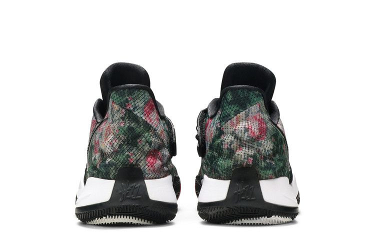 Кроссовки Nike Kyrie Low 'Floral'