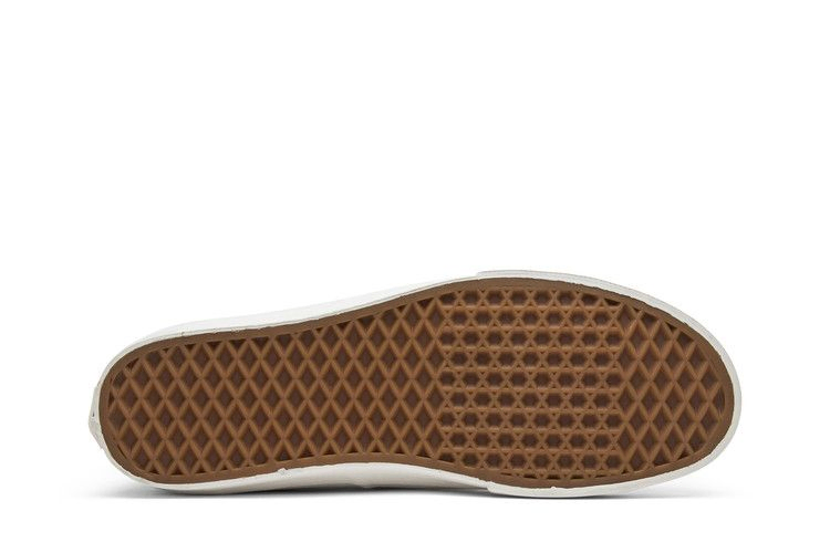 comme-des-garcons-x-authentic-lx-vn0a33takxy_03