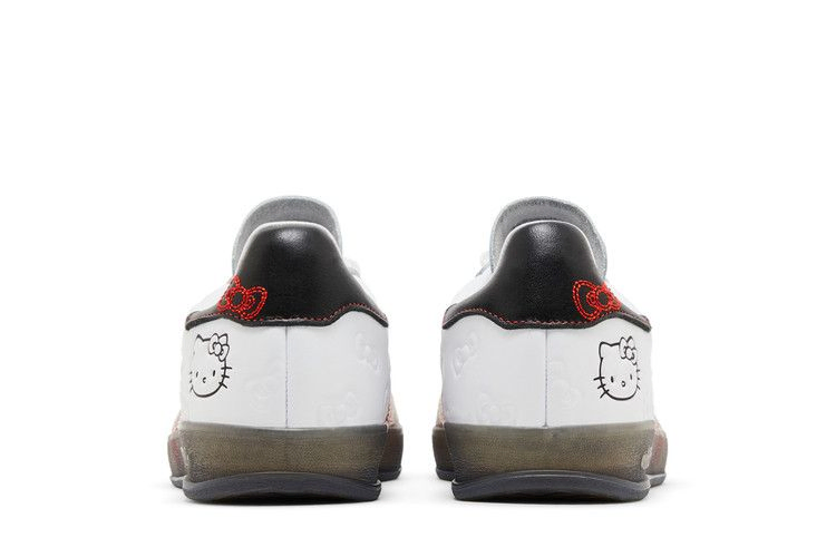 Кроссовки Hello Kitty x adidas Wmns Gazelle Indoor '50th Anniversary'