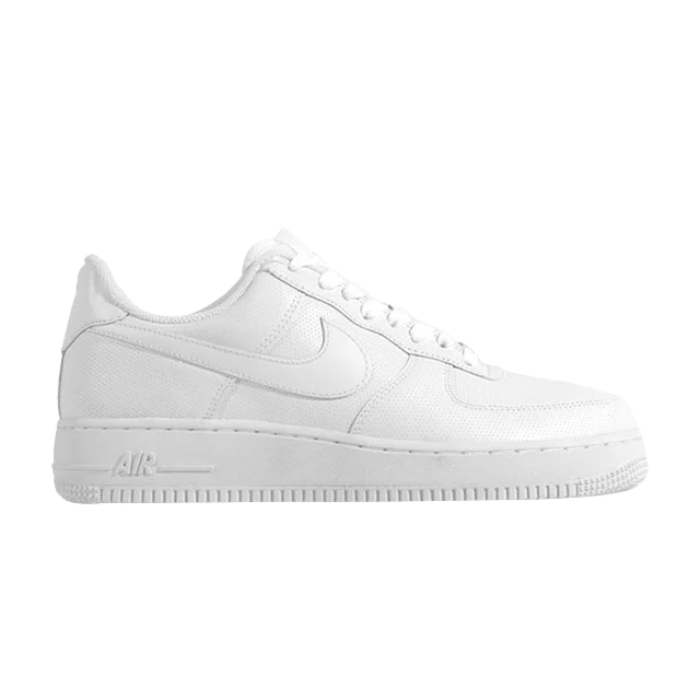 Krossovki-Nike-Air-Force-1-07-Perforated-Pack-White