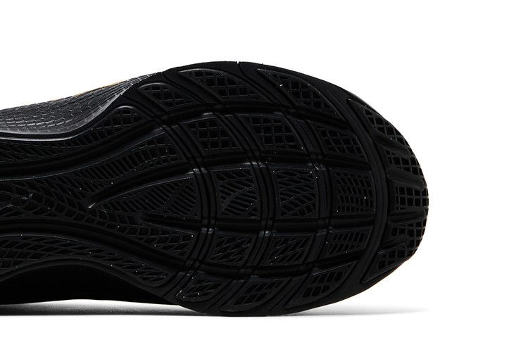 lebron-tr-1-black-metallic-gold-fj6151-004_04