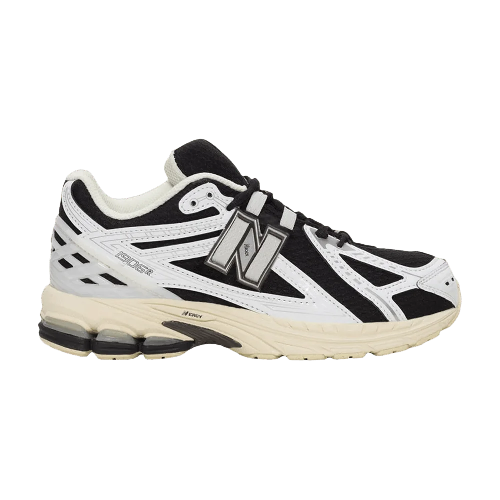 Krossovki-New-Balance-1906-Big-Kid-White-Black-Silver