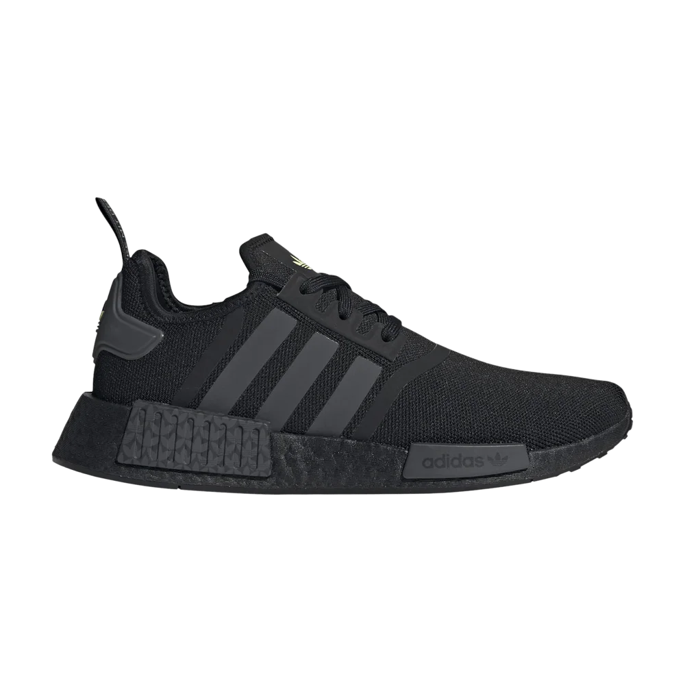 Krossovki-adidas-NMD_R1-Black-Grey