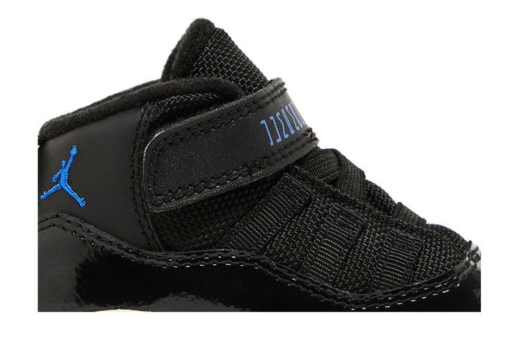 jordan-11-retro-td-space-jam-2009-378040-041_01