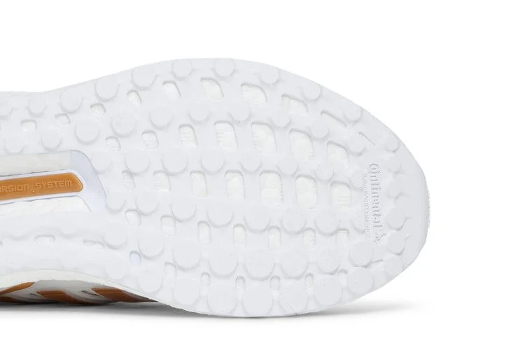 Кроссовки Adidas Wmns UltraBoost 4.0 DNA Wide 'White Copper Metallic'
