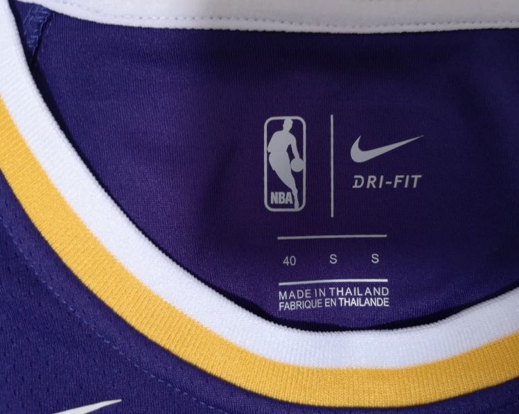 2018-19-James-Los-Angeles-Lakers-23-Statement-Purple-2