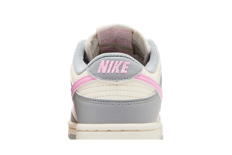 Кроссовки Nike Wmns Dunk Low Next Nature 'Smoke Grey Pink Rise'