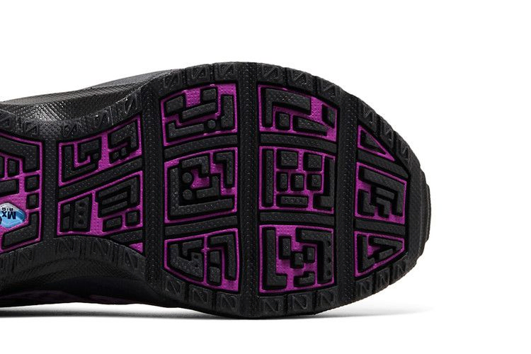 Кроссовки Nike Wmns Air Sunder Max GORE-TEX 'Bold Berry'