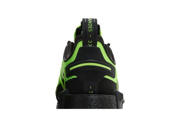 Krossovki-adidas-NMD_V3-Solar-Green-Carbon-6