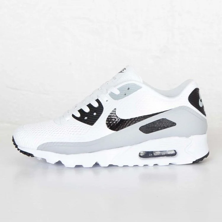 Krossovki-Nike-Air-Max-90-Ultra-Essential-2