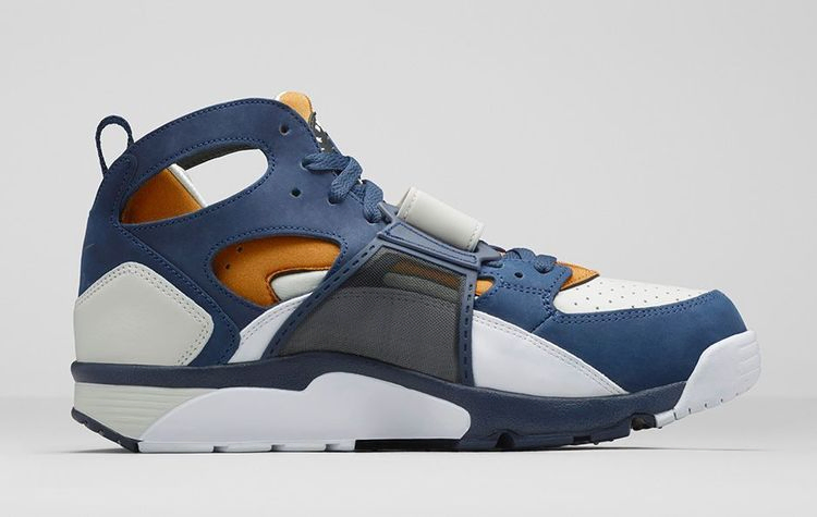 Кроссовки Nike Air Trainer Huarache Premium 'Medecine Ball'