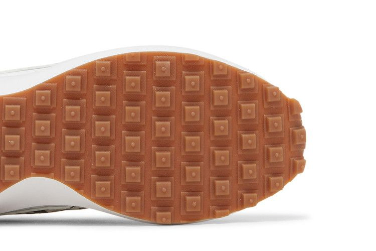 wmns-waffle-debut-white-leopard-dz5201-100_04