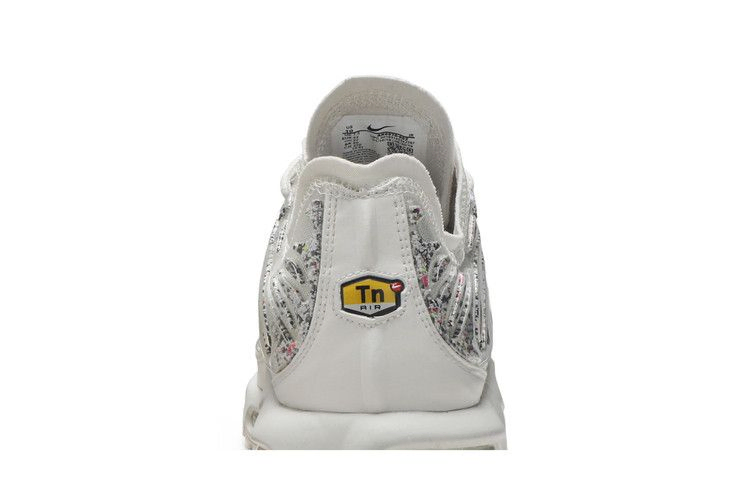 air-max-plus-ar0970-002_06