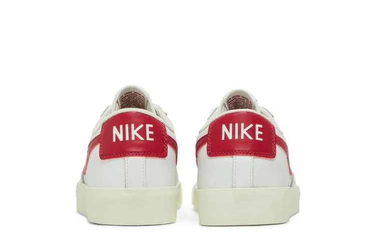 Кроссовки Nike Blazer Low 'University Red'