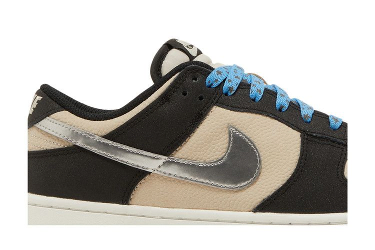 Кроссовки Nike Wmns Dunk Low 'Starry Laces'