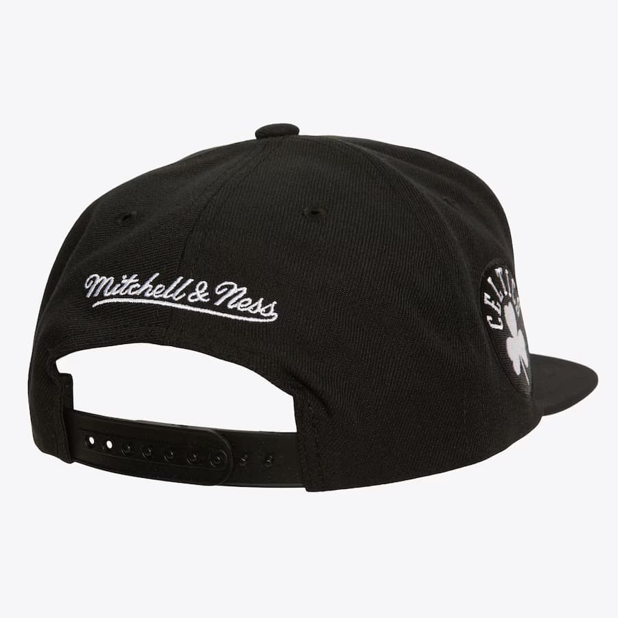 Mitchell-Ness-Black-White-Boston-Celtics-Evergreen-OG-Snapback-Hat-1