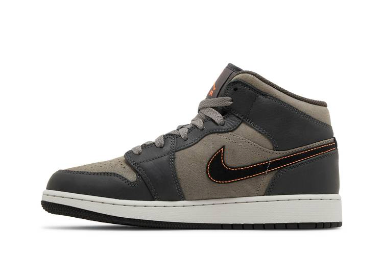 air-jordan-1-mid-se-gs-night-stadium-fq8341-017_02