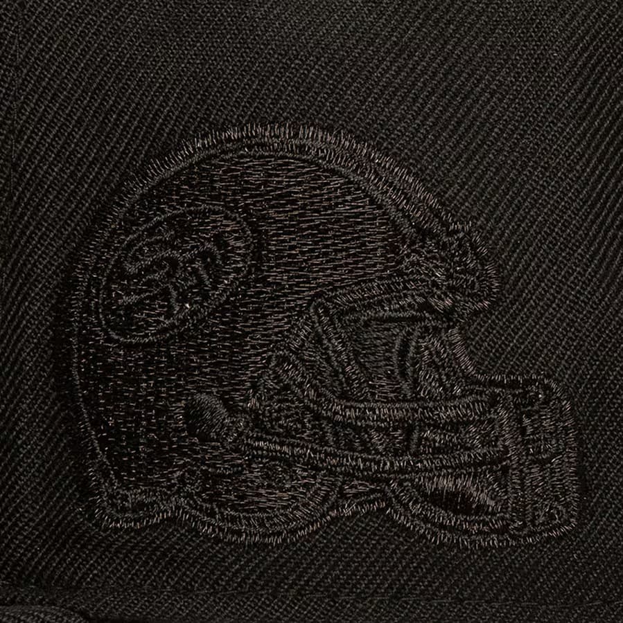 Бейсболка Mitchell & Ness Black San Francisco 49ers Pearl Snapback Hat