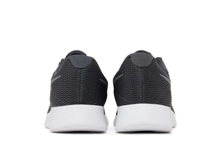 Krossovki-Nike-Tanjun-Dark-Grey-5