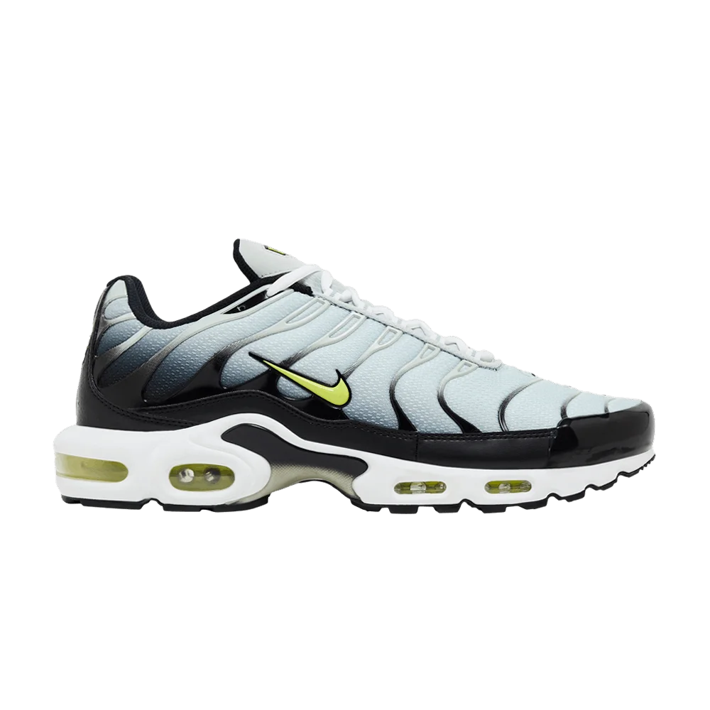 Krossovki-Nike-Air-Max-Plus-Bright-Cactus