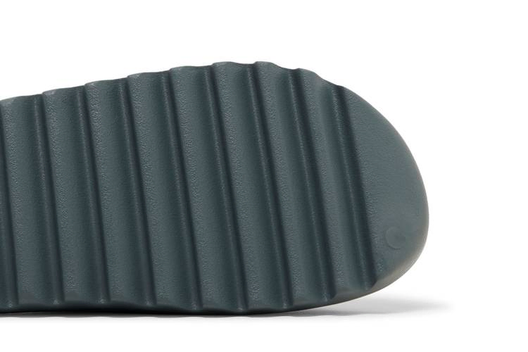 Кроссовки adidas Yeezy Slides 'Slate Marine'