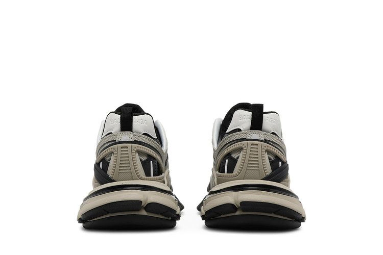 Кроссовки Balenciaga Track.2 Sneaker 'Beige Black'