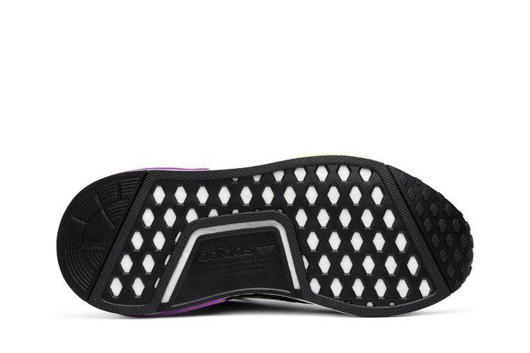 Кроссовки adidas NMD_R1 'Shock Purple'