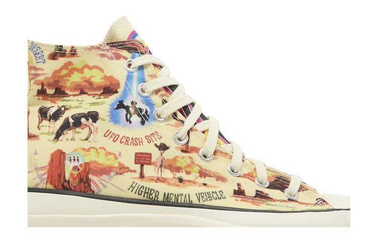 Converse Run Star Hike High 'Twisted Resort - UFO Crash Site'