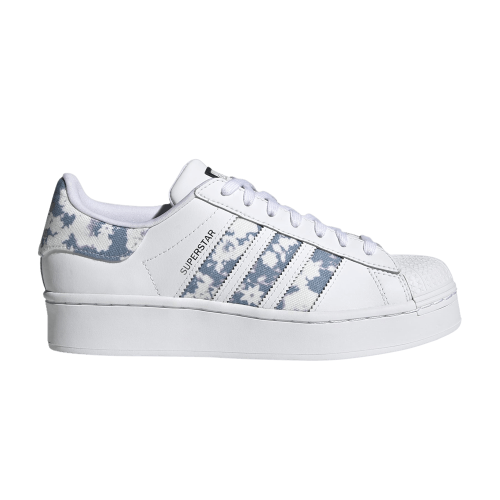 wmns-superstar-bold-dreamy-floral-gz8178